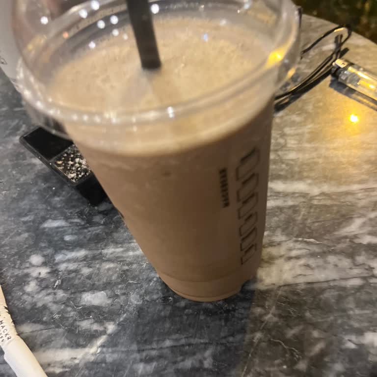Mackbear Şubesinde Şekerli Frappe Hayal Kırıklığı