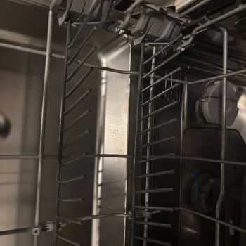 Siemens Bulaşık Makinesi Alt Sepeti Paslanma Sorunu