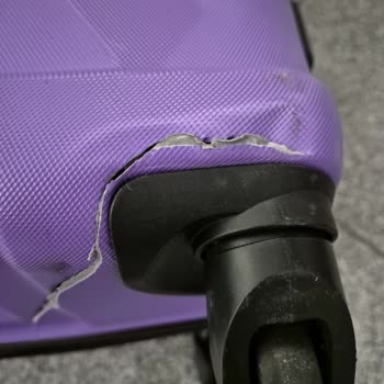 Valiz Hasarı Ve İlgisizlik Mağduriyeti