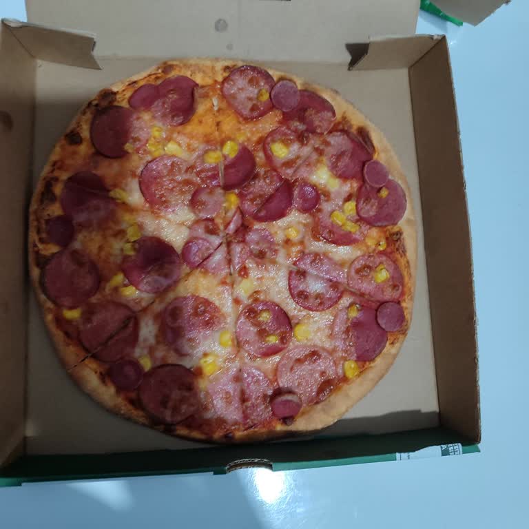 Soğuk Ve Geç Gelen Pizza Deneyimi