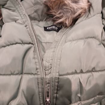 Montun Dikiş Problemi Ve Müşteri Hizmetleri Hayal Kırıklığı