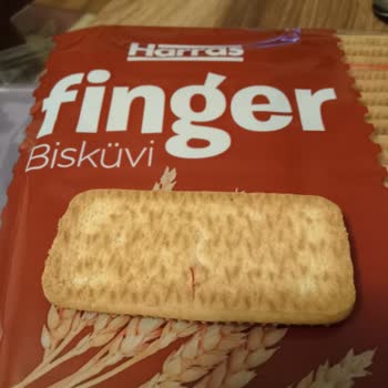 Bisküviden Çıkan İple Şok Oldum