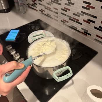 Tazedirekt'ten Aldığım Sütün Bozulması Ve Müşteri Hizmetlerine Ulaşamama Sorunu