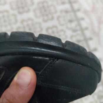 Skechers Ayakkabının Yanlardan Açılması Ve Garanti Sorunu