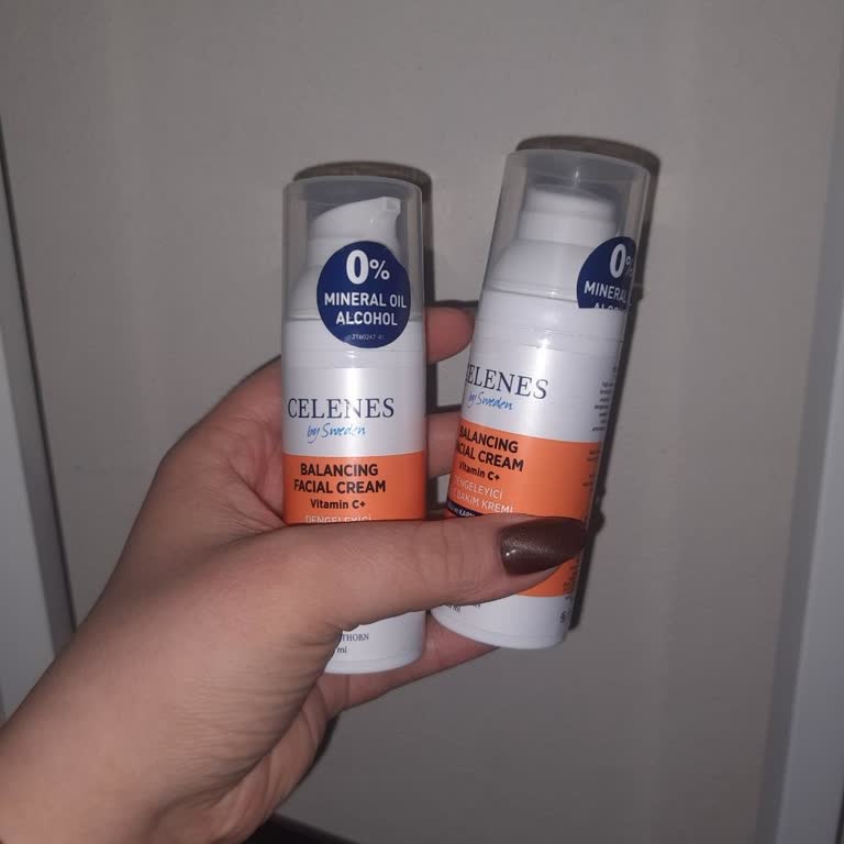Celenes Yüz Kreminde Dayanılmaz Koku Sorunu