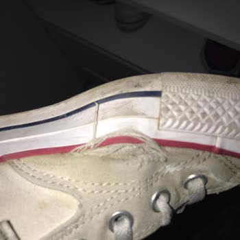 Converse Ayakkabının Kalitesizliği Ve Müşteri Hizmetleri Sorunu