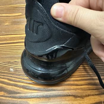 Yeni Sezon Ayakkabıda Beklenmedik Açılma Sorunu