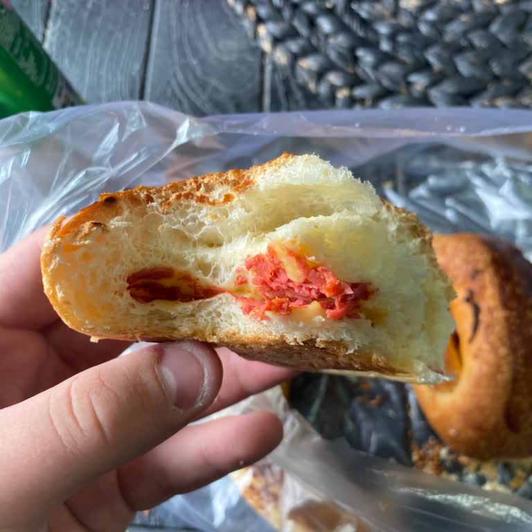 Sosisli Poğaça Hayal Kırıklığı