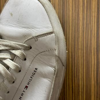 Tommy Hilfiger Ayakkabıda Kalite Sorunu