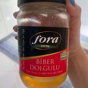 Fora Zeytin Dolgulu Zeytin Yüzünden Diş Tedavisi Ve Lastik Parçası Şoku