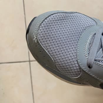 Skechers Ayakkabıda Erken Dikiş Sökülmesi Sorunu