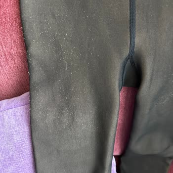 Pahalı Çorap İlk Kullanımda Hayal Kırıklığı Yarattı