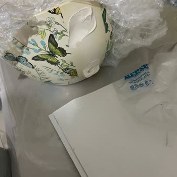 Kırılan Ürünler Ve Dolap Uygulamasının Güvencesizliği