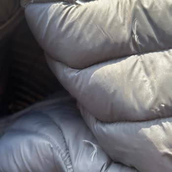 Beymen İndirim Çadırından Alınan Montun Kaz Tüyleri Sorunu