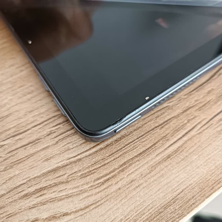 Tablet Tamirinde Yaşanan Sorunlar Ve Yanıltıcı Bilgilendirme