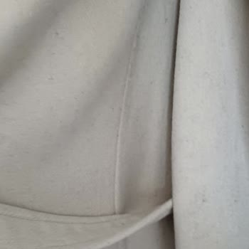 Trendyol Ve Stradivarius'tan Alınan Kabanın Kalitesizliği Ve Çözüm Eksikliği