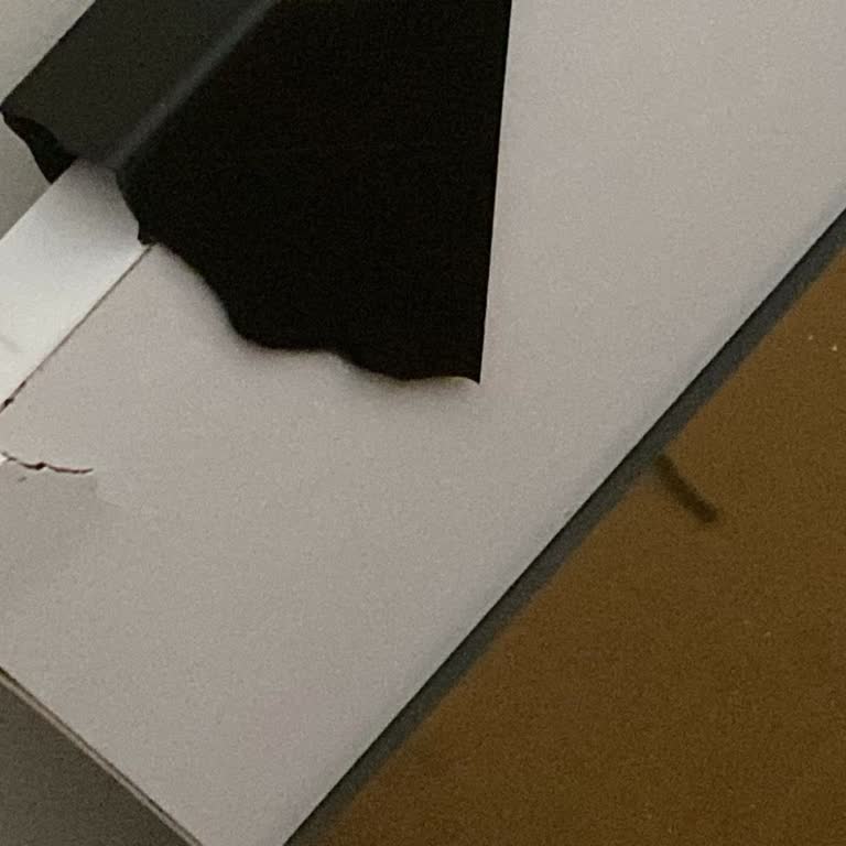 Kırık Ayna Ve Yetersiz Müşteri Hizmetleri