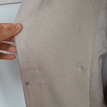 Trendyol Stradivarius Kabanında Erken Tüylenme Sorunu