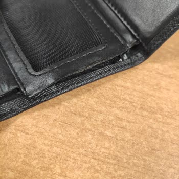 Kalitesiz Cüzdan Ve Yetersiz Müşteri Hizmeti