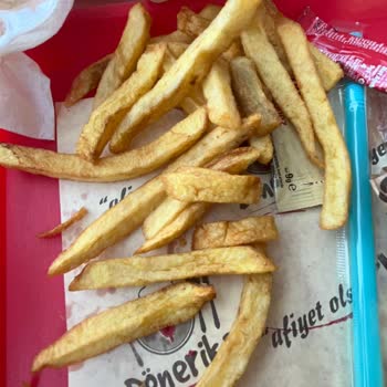 Dönerika Soğuk Patates Ve Bayat Döner Şoku