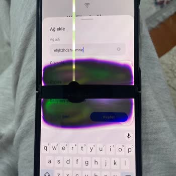 Tecno Phantom V Flip 5G Ekran Sorunu Ve Yüksek Servis Ücreti