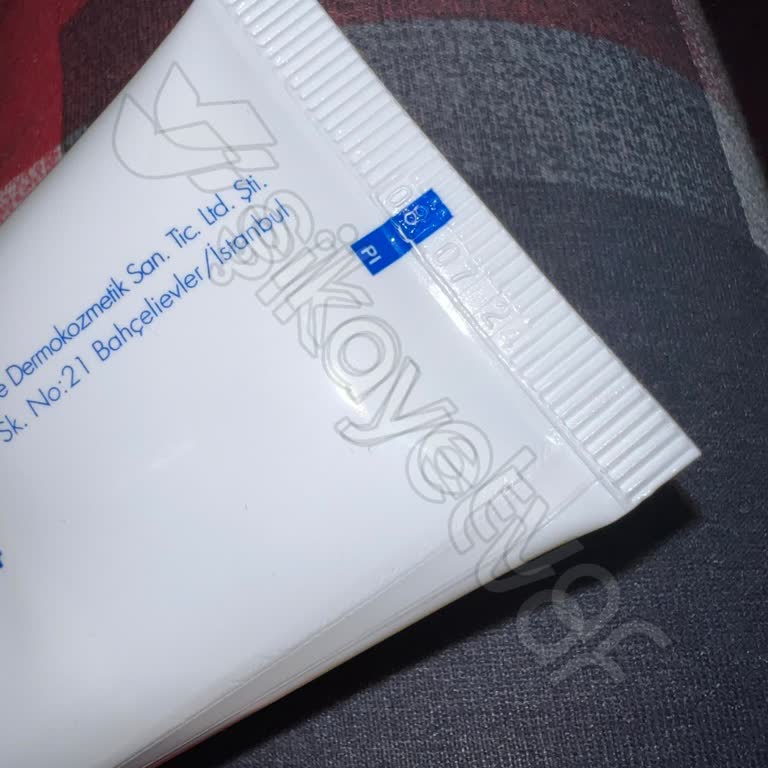 Dermoaktif Hepsiburada'dan Aldığım Oksizinc Krem Üzerindeki Tarih Belirsizliği