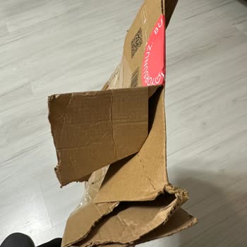 Kargoda Mahremiyete Dikkat Edilmeyen Teslimat Sorunu