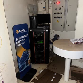 Çengelköy Turkcell Mağazasını Su Bastı: Acil Çözüm Bekleniyor