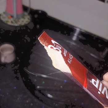 BİM'den Aldığım Kahvede Hijyen Sorunu