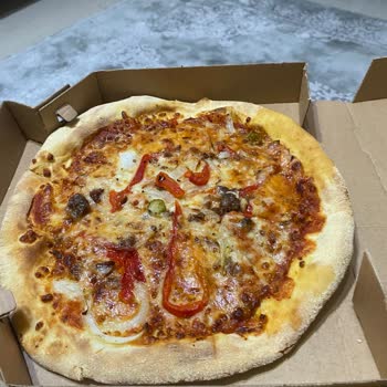 Etli Pizza Yerine Kaşarlı Pide Hayal Kırıklığı