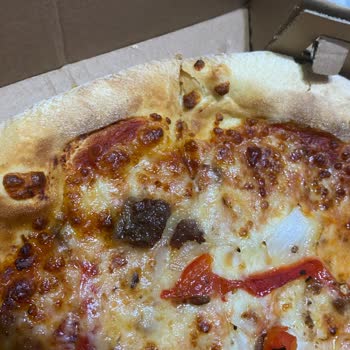Etli Pizza Yerine Kaşarlı Pide Hayal Kırıklığı