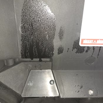 Su Geçiren Çanta Ve Yetersiz Servis