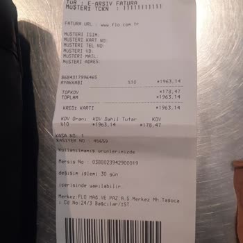 Nine West'ten Alınan Ayakkabıda Değişim Ve İade Sorunu