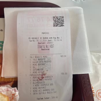 Popeyes'te Hayal Kırıklığı: Lezzet Ve Hizmet Sorunları