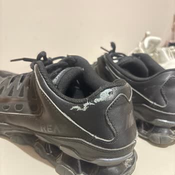 Ayakkabı Kalitesi Ve Müşteri Hizmetleri Sorunu