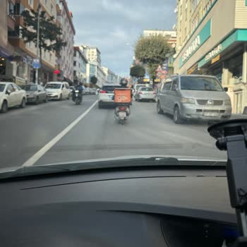 Trendyol Kuryelerinin Trafikteki Tehlikeli Tavırları