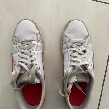 Dayanıksız Ayakkabı Ve İlgisiz Müşteri Hizmetleri