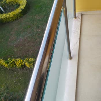 Bayar Group Temizlik Profesyonellik Vaadiyle Gelen Hayal Kırıklığı!