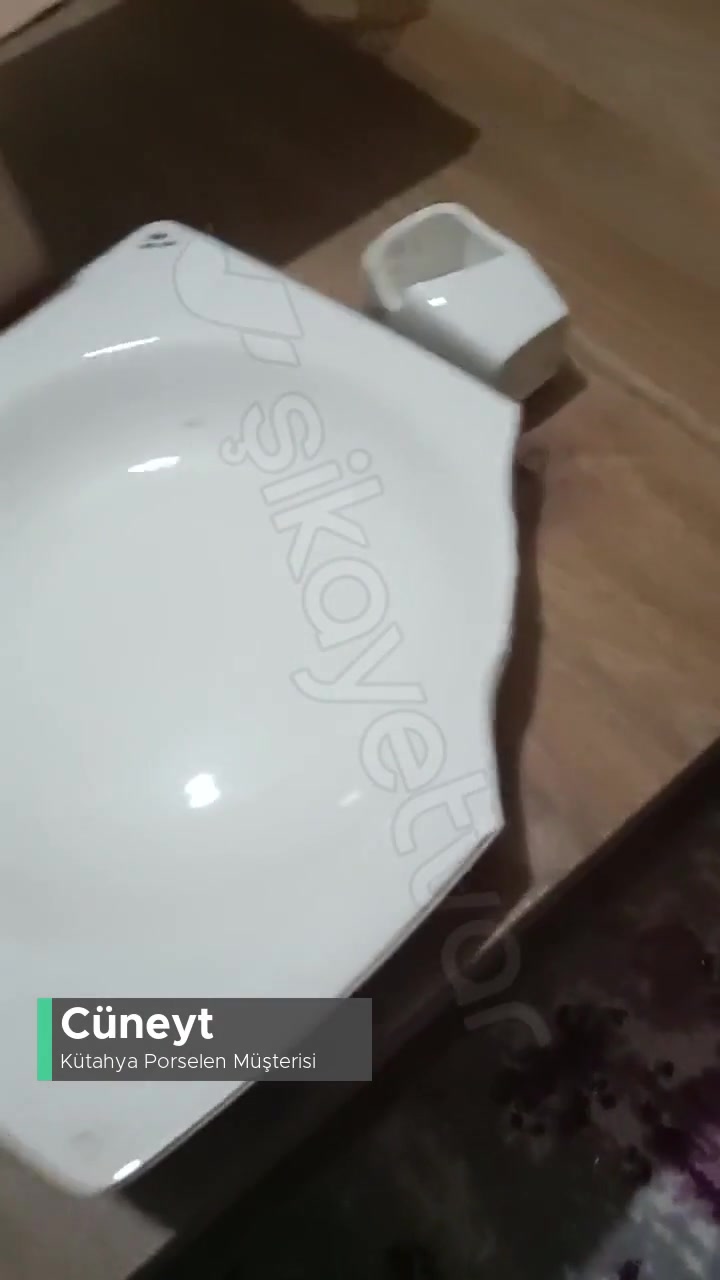 Kütahya Porselen Ürünümde Kırık Eşyalar Mevcut videonun kapak resmi