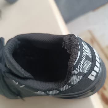 Puma Ayakkabıda 4 Ayda Yıpranma: Boyner Mağazası Mağduriyeti