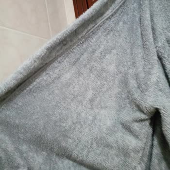 Farklı Kalitede Bornozlar: Hayal Kırıklığı