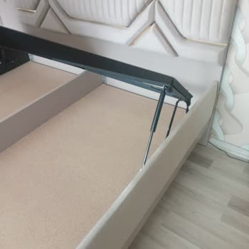 Ergani Dijle Mobilya'dan Aldığım Baza Sağlam Değil Ve Sallanıyor