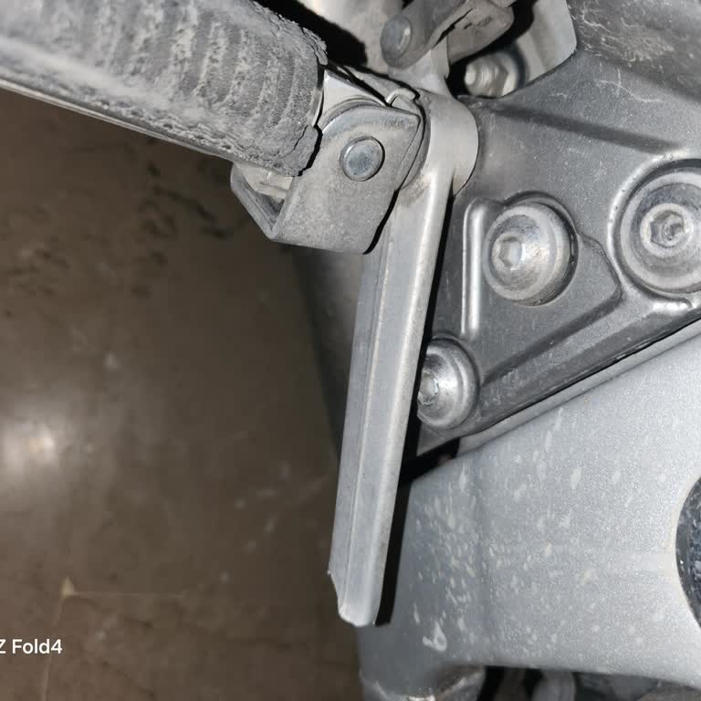 Gümrükte Takılan Fren Pedalı İle Ulaşım Krizi