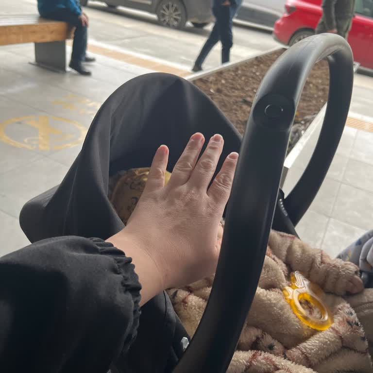 Denimo Comfy Bebek Arabasının Güvensizliği Ve Kazaya Sebep Olması!