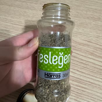 Yanık Kokulu Fesleğen Şoku