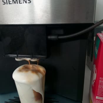 Siemens EQ500'de Sütlü Kahve Sorunları Ve Müşteri Hizmetleri Engeli