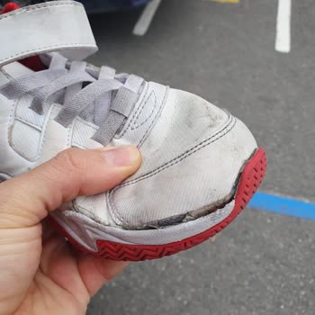 Skechers Çocuk Ayakkabısının Hızla Yırtılması Ve İade Sorunu