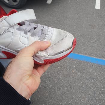 Skechers Çocuk Ayakkabısının Hızla Yırtılması Ve İade Sorunu