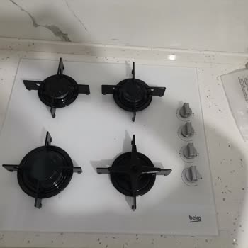 Beko Servisi Montaj Hatası Ve Duvar Hasarı