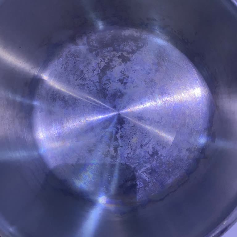 Emsan Mutfak Çelik Tencerede Kalıcı Renk Değişimi Sorunu!